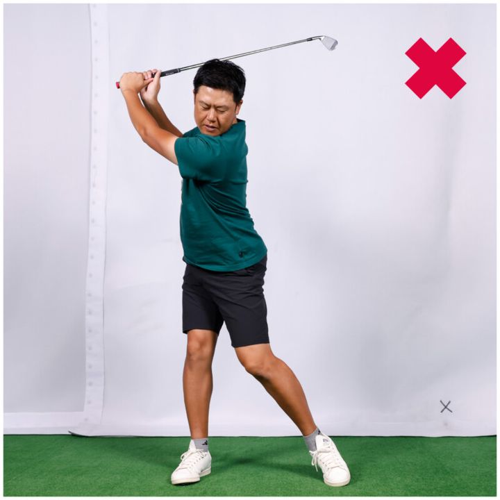 ダウンスイングは“早めの重心移動”がカギ！プロコーチ陣が解説