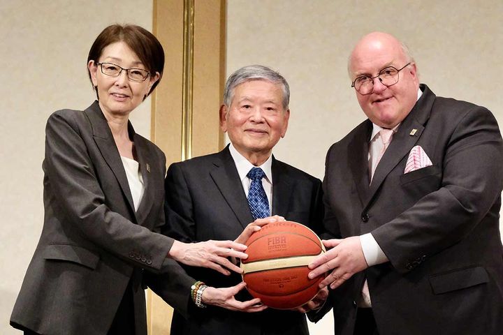 三屋裕子氏、川淵三郎氏、インゴ・ヴァイス氏（左から／撮影：永塚和志）