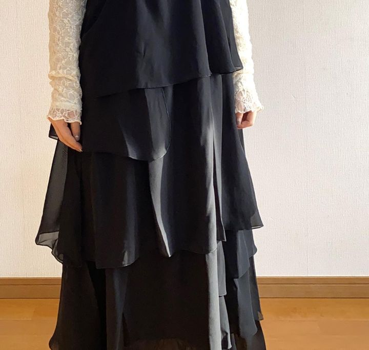 画像: アシンメトリー