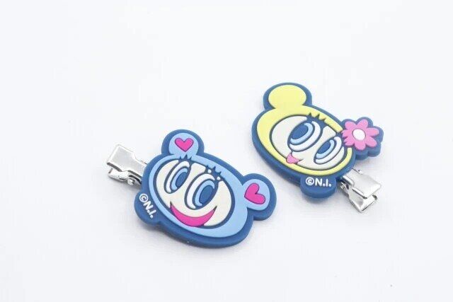 セリアの大人気エンジェルブルー 前髪クリップ