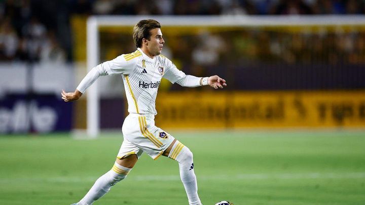 日本人選手の同僚が見せた、靭帯断裂した足の「細さ」が衝撃的