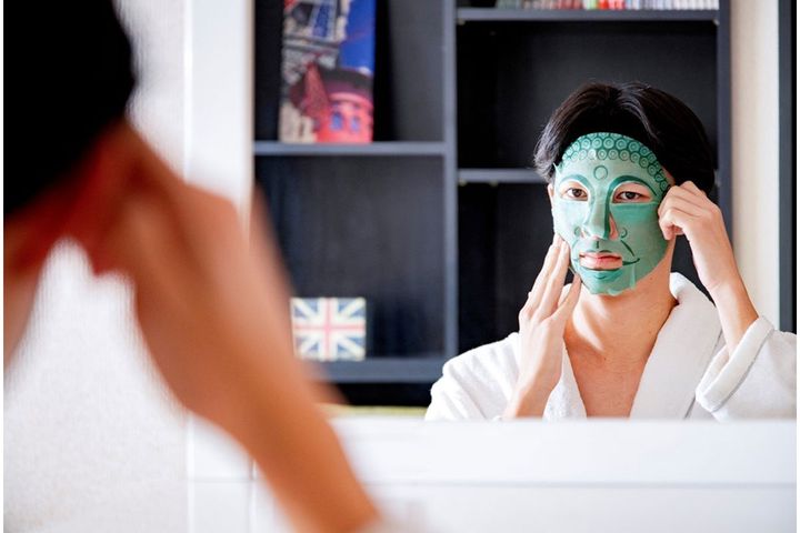 「やまとcosmetic 米発酵液配合 美容マスク」仏顔ver使用シーン