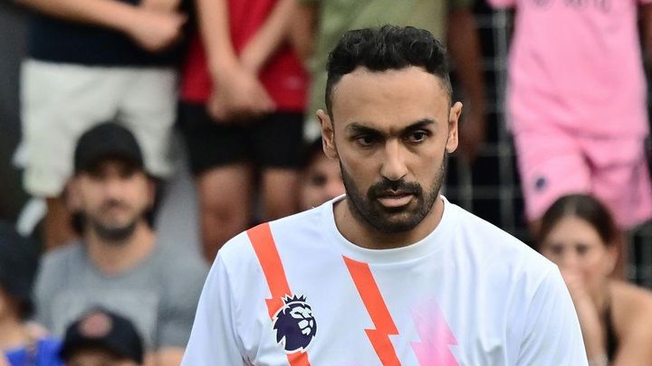 37歳元代表選手が『4000本の髪の毛』を補強し自信回復、「植毛手術のレジェンドに感謝」