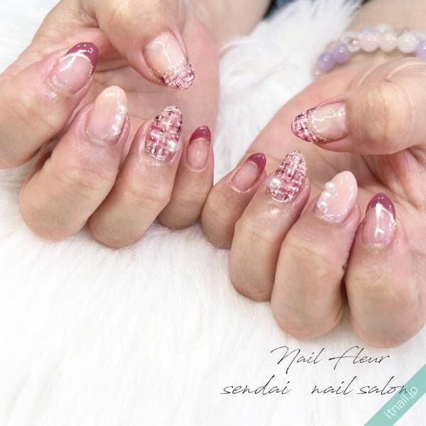 Nail fleurが投稿したネイルデザイン [photoid:I0121589] via Itnail Design (746037)