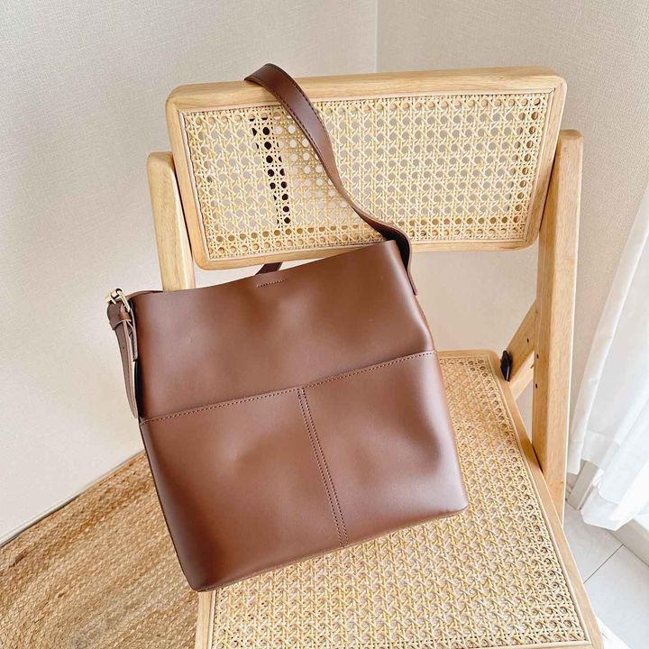 画像: ショルダーバッグ