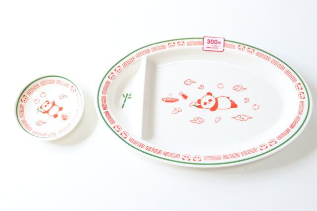ダイソー 中華豆皿（パンダ、約8cm） 中華餃子皿（パンダ、タレ用仕切り付き）