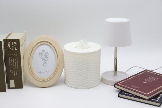 編み目調ティッシュケース（円形、ホワイト） インテリア