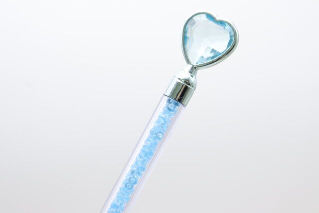 ハートモチーフペン デザイン