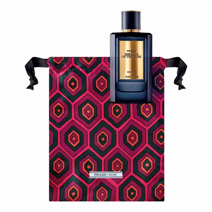 画像: 【PRADA BEAUTY】「プラダ オルファクトリー ミラクル オブ ザ ローズ オーデパルファム」 100mL ¥53,900（税込）