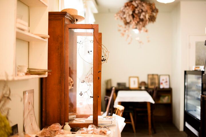 季節を楽しめる素朴なフランス菓子をおみやげに♪隠れ家のようなカフェ「Bion（日音）」