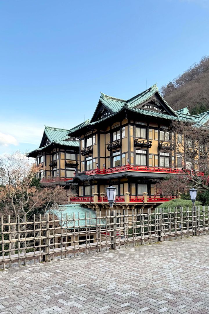 クラシックホテルで楽しむ◆ 寄木細工風をモチーフにした箱根スイーツ【ささやかですてきなもの 大谷有紀 vol.221】