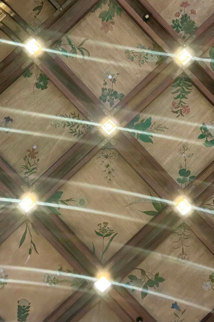 クラシックホテルで楽しむ◆ 寄木細工風をモチーフにした箱根スイーツ【ささやかですてきなもの 大谷有紀 vol.221】