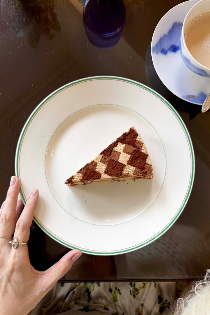 クラシックホテルで楽しむ◆ 寄木細工風をモチーフにした箱根スイーツ【ささやかですてきなもの 大谷有紀 vol.221】