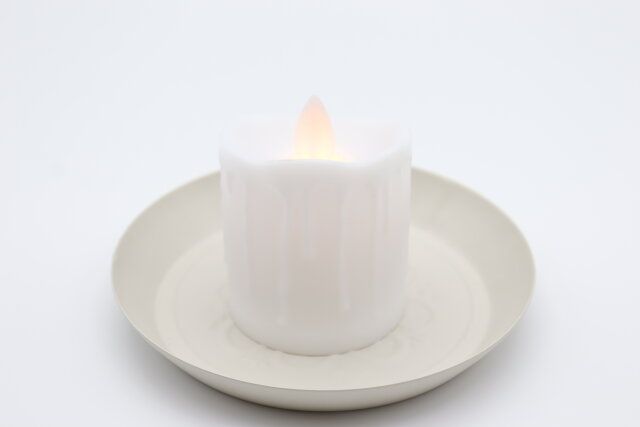 キャンドルライト 点灯 明るい場所
