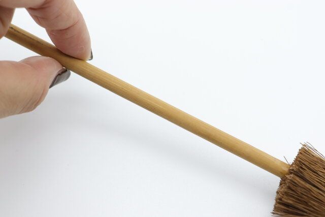 棕櫚ミニほうき 柄