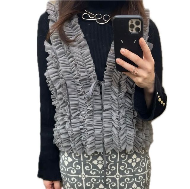 ダマスク柄スカート