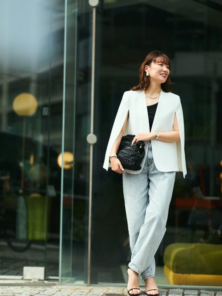 大人ファッションになじむリエリィのパールネックレス