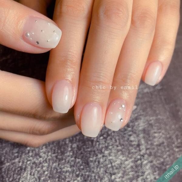 chic by enailが投稿したネイルデザイン [photoid:I0131123] via Itnail Design (745837)