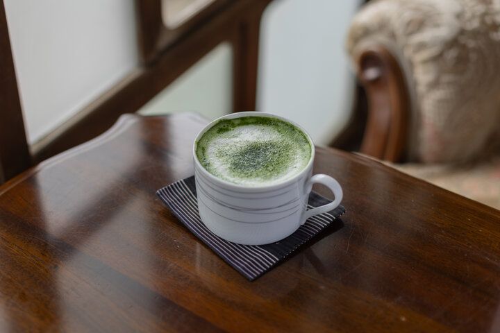 九州最大級の格式高い料亭を利用した食事処「三宜楼茶寮 KAITO」でひと休み