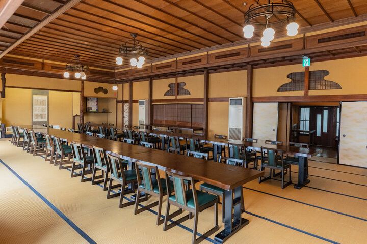 九州最大級の格式高い料亭を利用した食事処「三宜楼茶寮 KAITO」でひと休み