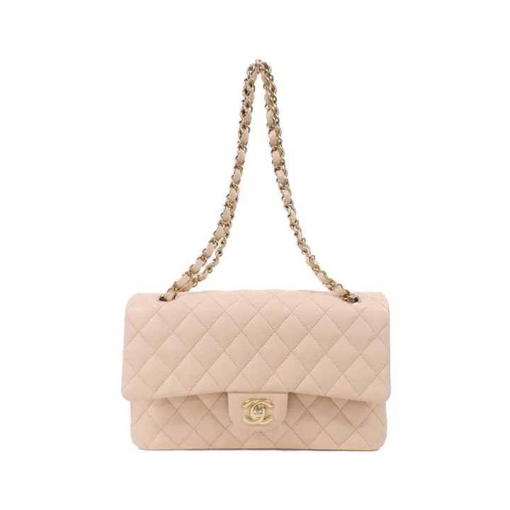 シャネルのマトラッセのショルダーバッグ