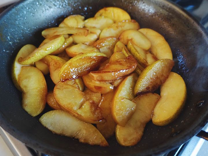 リンゴのソテーの作り方