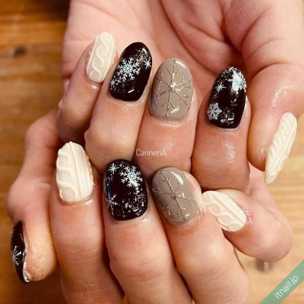 Carineriaが投稿したネイルデザイン [photoid:I0124935] via Itnail Design (746151)