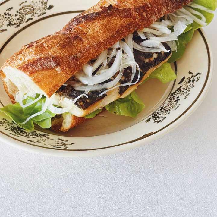 【お手軽で本格的】サババゲットサンドの作り方【パン好きなsumire.のバゲットサンドのレシピ vol.34 〜レシピで旅するヨーロッパ〜】