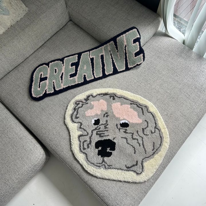 〈CreativeDrugStore〉のラグ