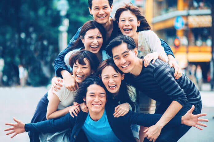 「誰かが何とかしてくれる」と思ってない？ 人の厚意に甘えやすい人の特徴10つ