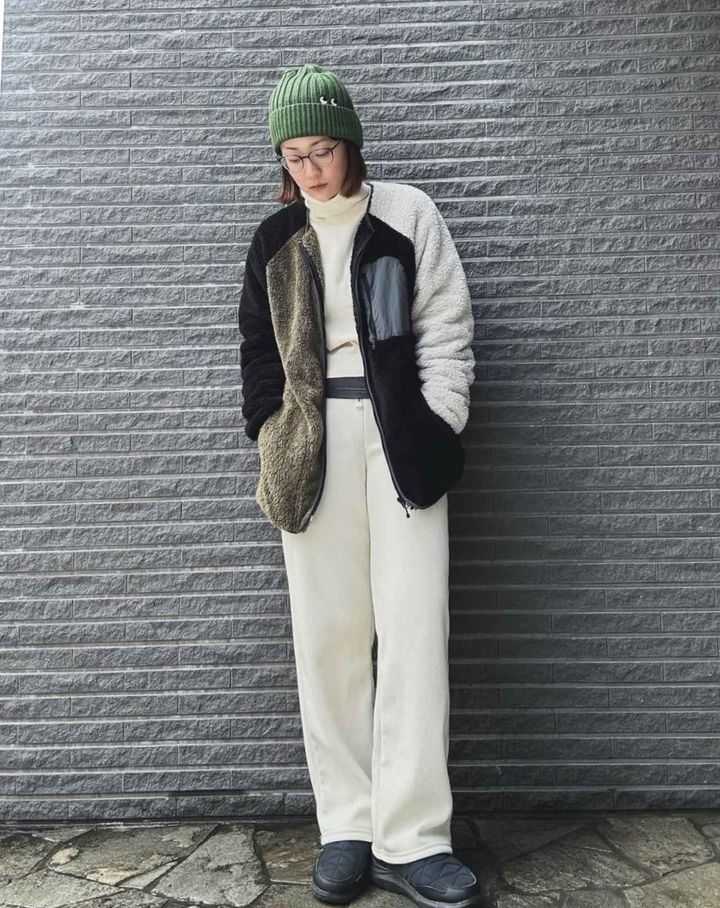 画像: フリースでアウトドアスタイルにも