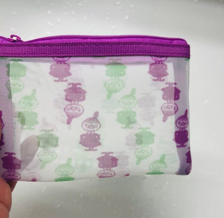 洗濯してきれいになったリトルミイのポーチ