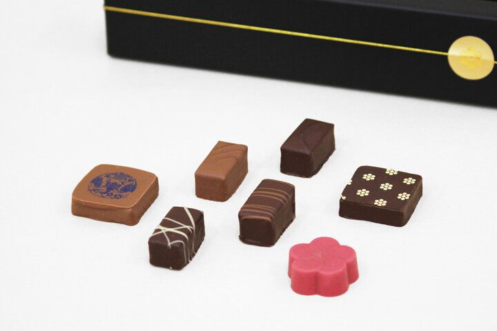 アート鑑賞後に庭園散策や足湯カフェでのんびりと♪ 箱根の森で安らぎのひとときを過ごせる「岡田美術館」