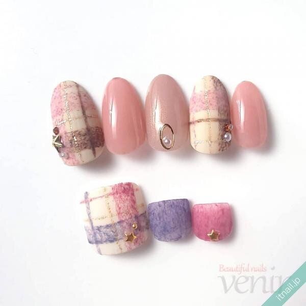 Venirが投稿したネイルデザイン [photoid:I0104916] via Itnail Design (746175)