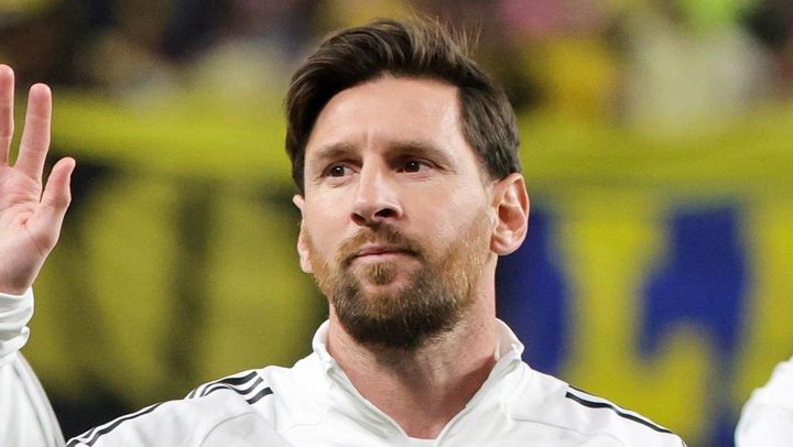 メッシの引退後についてベッカムが意味深発言「彼の足にも水筒にも…」