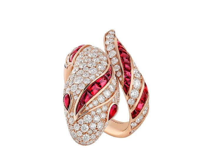 「セルペンティ」リング（PG×ルビー×ダイヤモンド）￥11,253,000 ＊ブルガリ 麻布台ヒルズ 先行販売