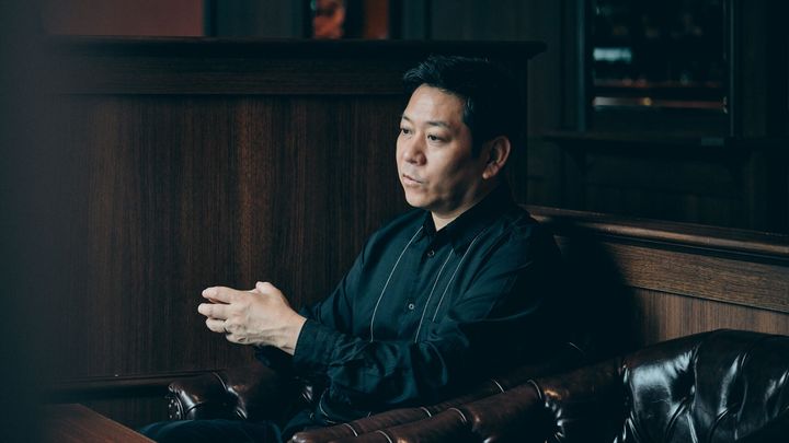 彫刻家・名和晃平