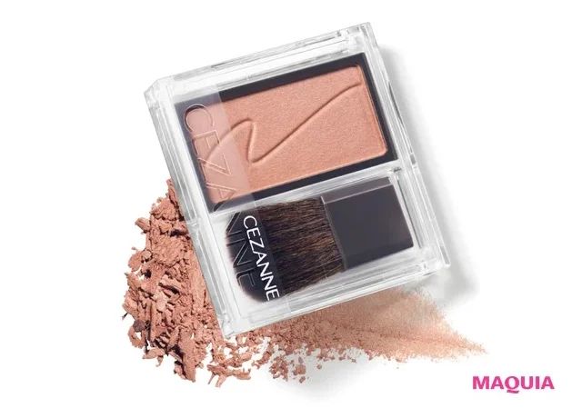 チークブラッシュ 02