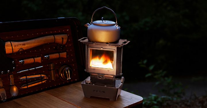  冬キャンプの寒さ対策はこれで安心！1台で4役こなす「アイロンストーブ」が優秀すぎる！