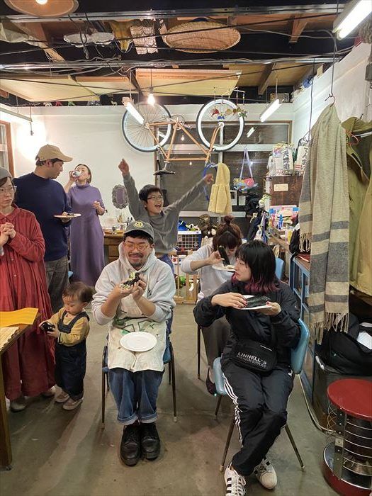 なかなかシュール。節分は、恵方に向かい黙って丸かぶり！ 恵方巻の余った具でスパゲッティも【我が家のごはん日記／はらぺこめがねのアトリエめし】の画像2