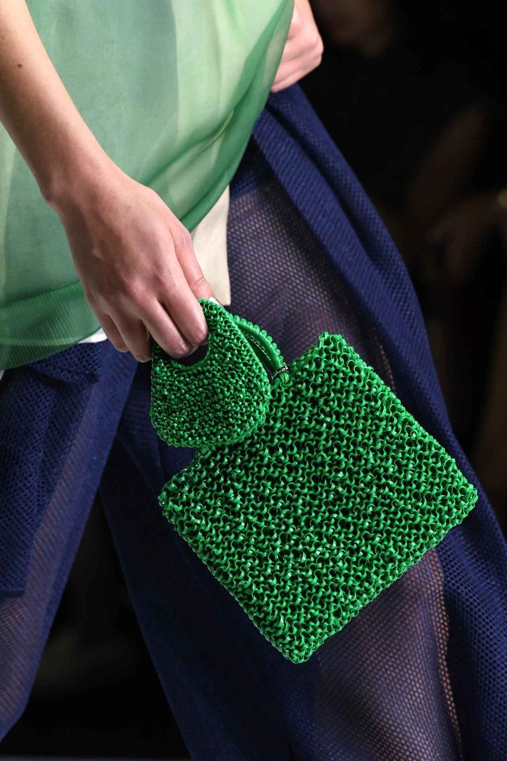 画像10: ANTEPRIMA 2025年春夏ミラノ・コレクション 出典：アンテプリマ