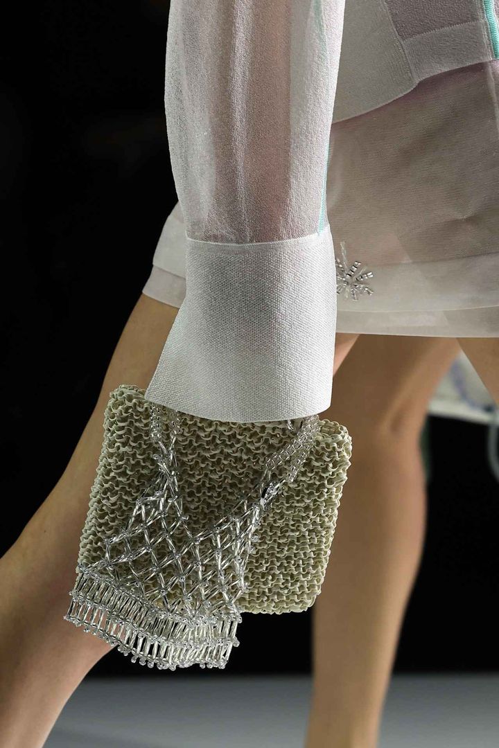 画像11: ANTEPRIMA 2025年春夏ミラノ・コレクション 出典：アンテプリマ