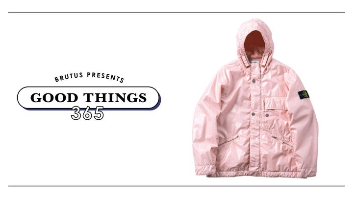 〈ストーンアイランド〉のフードブルゾン