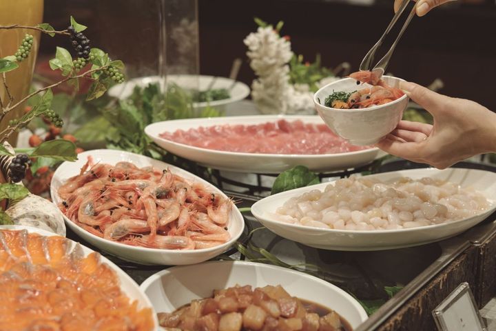 琉球新天地の内観