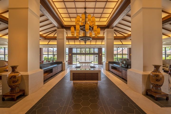 琉球新天地の内観