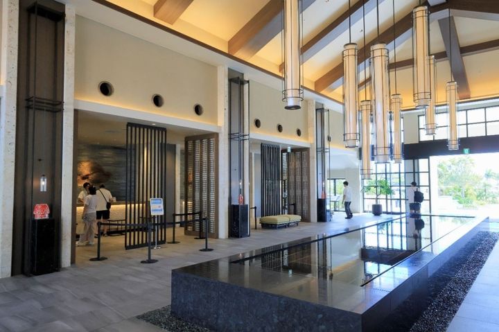 フサキビーチリゾートのロビー