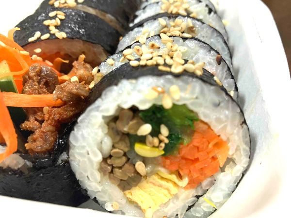 「なな」のナムルキンパ