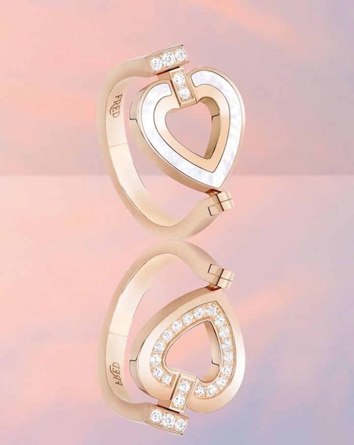 ハートを裏返して２WAYで楽しめるデザイン。「プリティ ウーマン イプノティック」リング（PG×ダイヤモンド×マザーオブパール）￥704,000