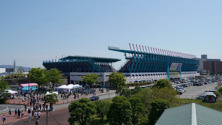 佐賀県のJリーグスタジアム、「駅前不動産」がネーミングライツ契約を更新！総額1億250万円