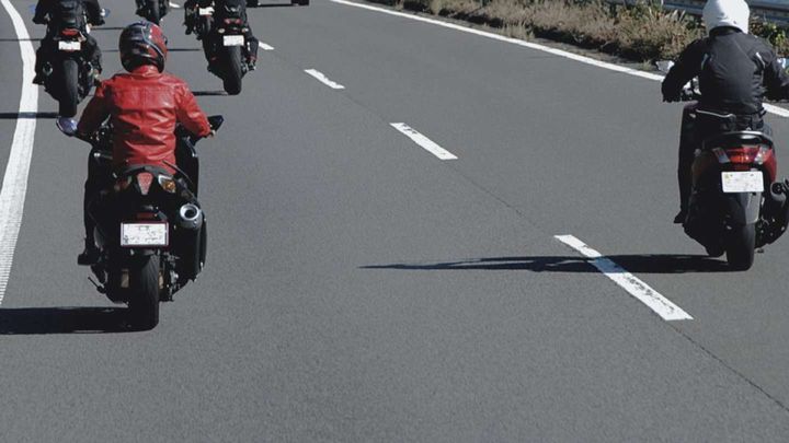 やっと通りかかったのは...（画像はイメージ）